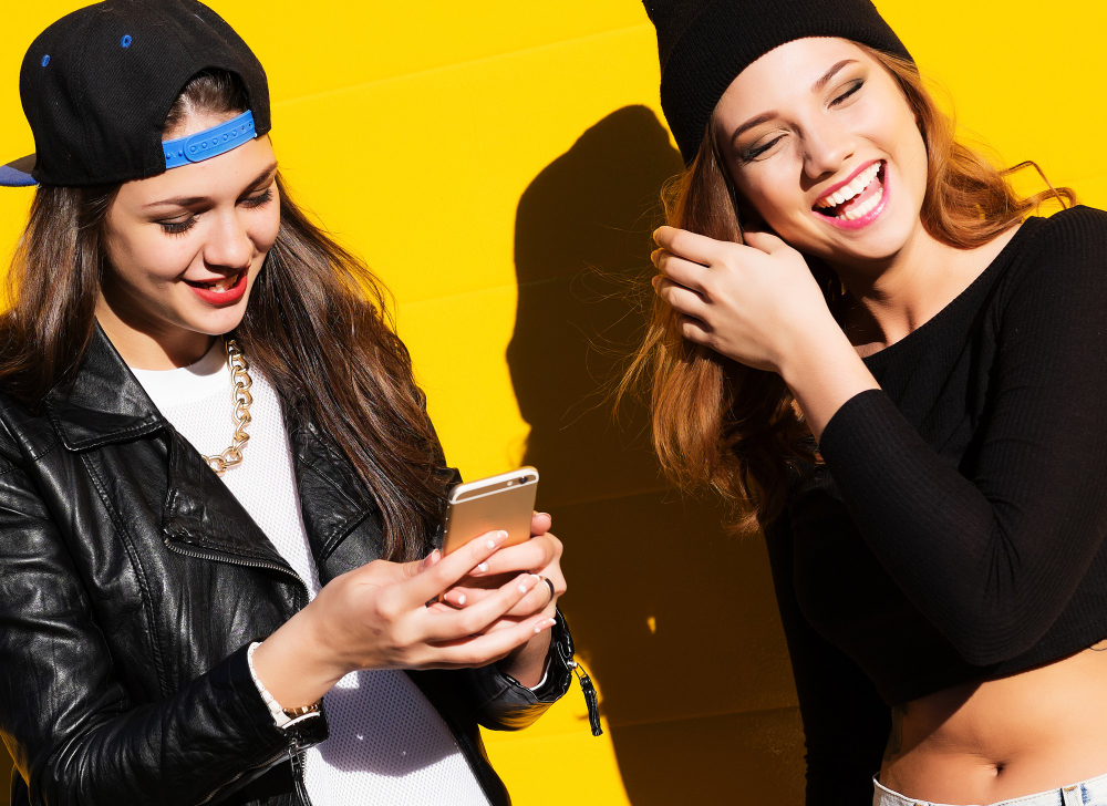Is It Safe to Buy Instagram Followers? Risks, Legality & Smarter Alternatives
