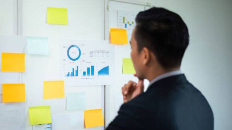 What Is Sticky Content in Social Media Marketing?