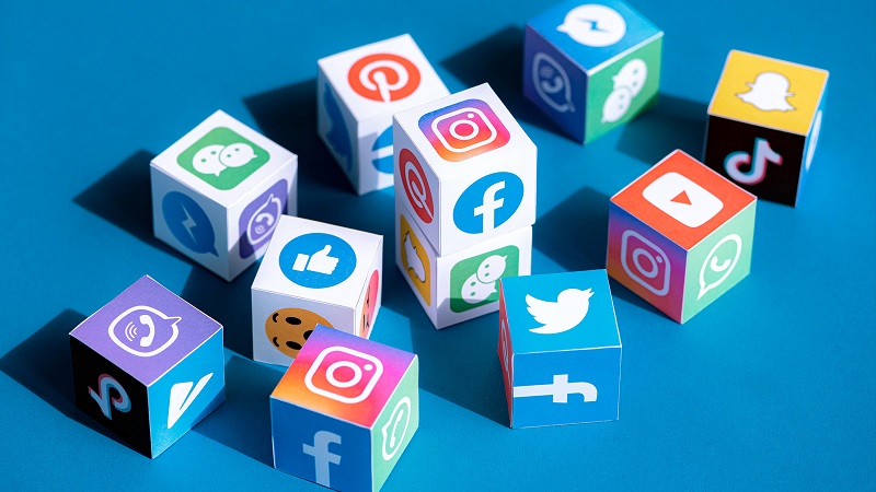 Boost Your Facebook Groups Growth & Connections