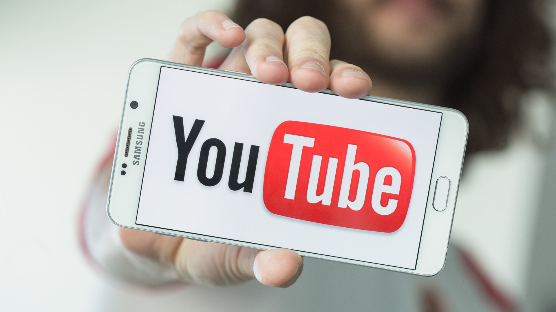 YouTube Kanalı Açarkən Edilən Ən Böyük Xətalar və Onlardan Qaçınma Yolları
