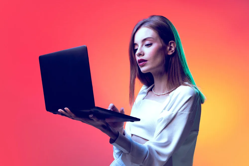 Panels SMM dans les Marchés Compétitifs : Tendances et Tactiques