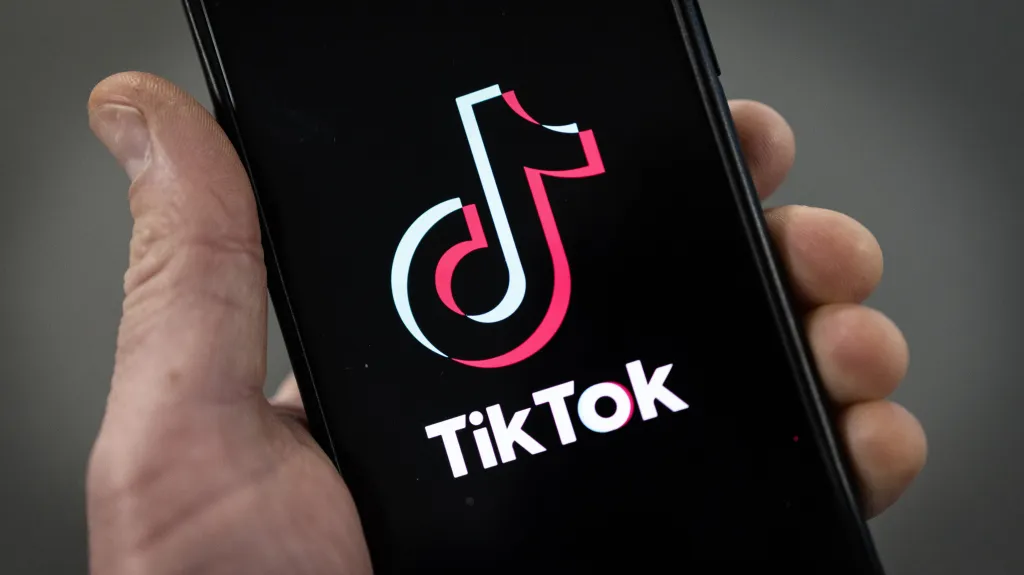 tk粉丝 5元1000个
tk点赞 0.5元1000个
tk浏览 0.2元1000个
自助刷粉平台