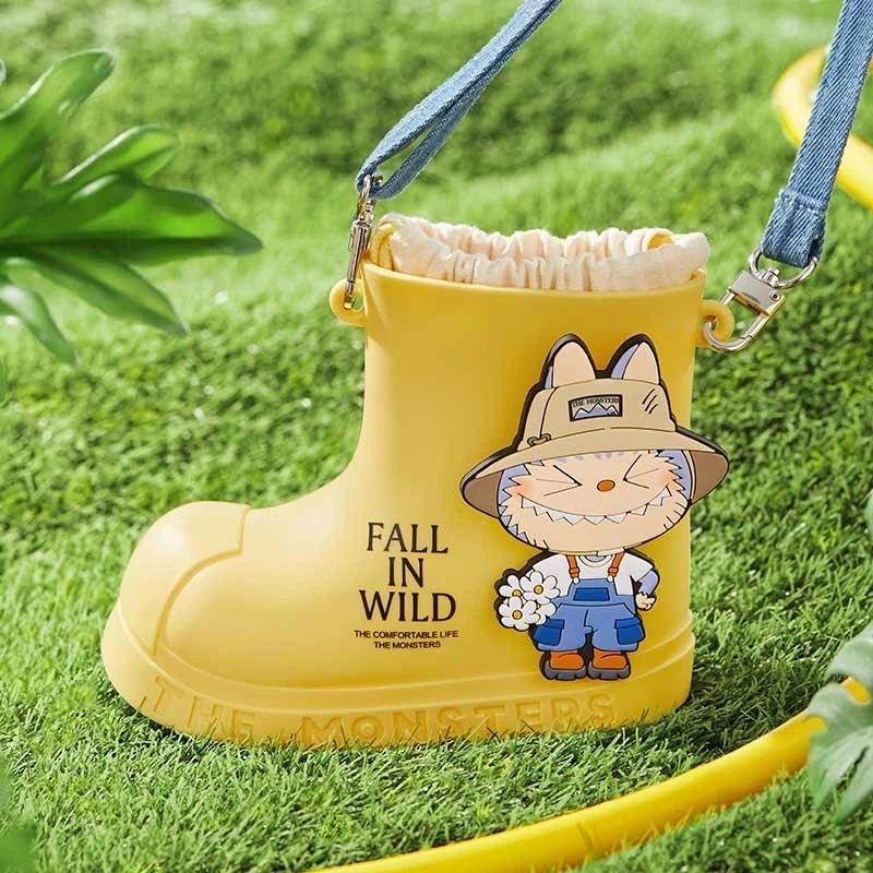 ประกาศรายชื่อผู้โชคดี กิจกรรมแจก Pop Mart Labubu กิจกรรมสุ่มแจก Pop Mart Labubu The Monsters Fall In Wild Series Rain Boot Bag