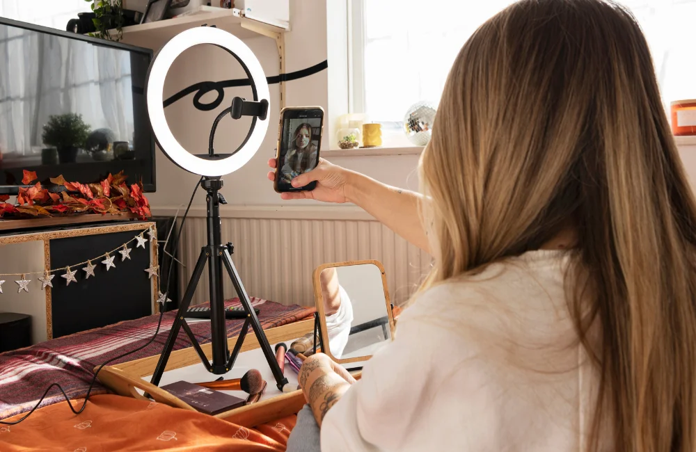 แชร์เทคนิคเพิ่มผู้ติดตาม TikTok ปี 2025 ปั้นช่องยังไงให้เติบโตไว วิธีเพิ่มยอดติดตาม TikTok