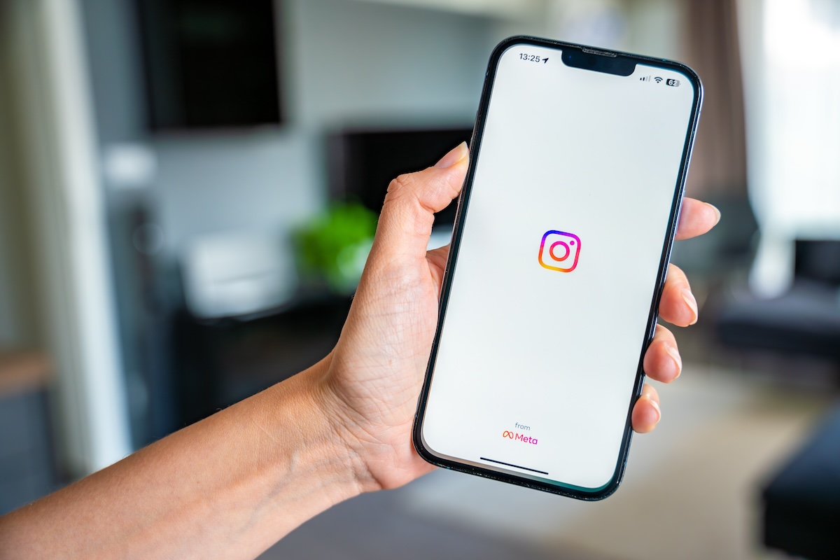 Instagram : les partages en DM, nouvel élément clé pour l’algorithme